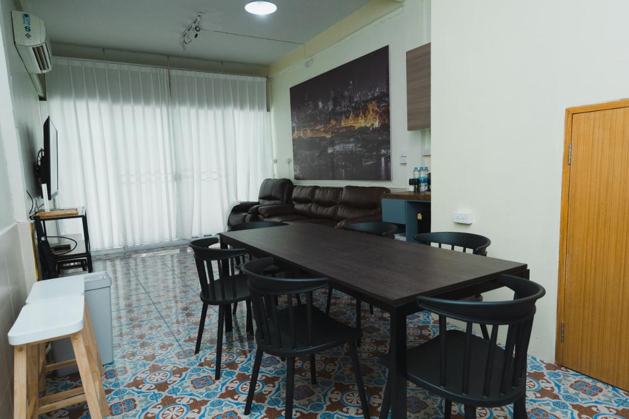 Spacious&Convenient_3Br/2Bt_Townhm For Group Stay 曼谷 外观 照片